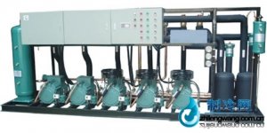 三洋冷凍螺桿并聯(lián)機(jī)組.